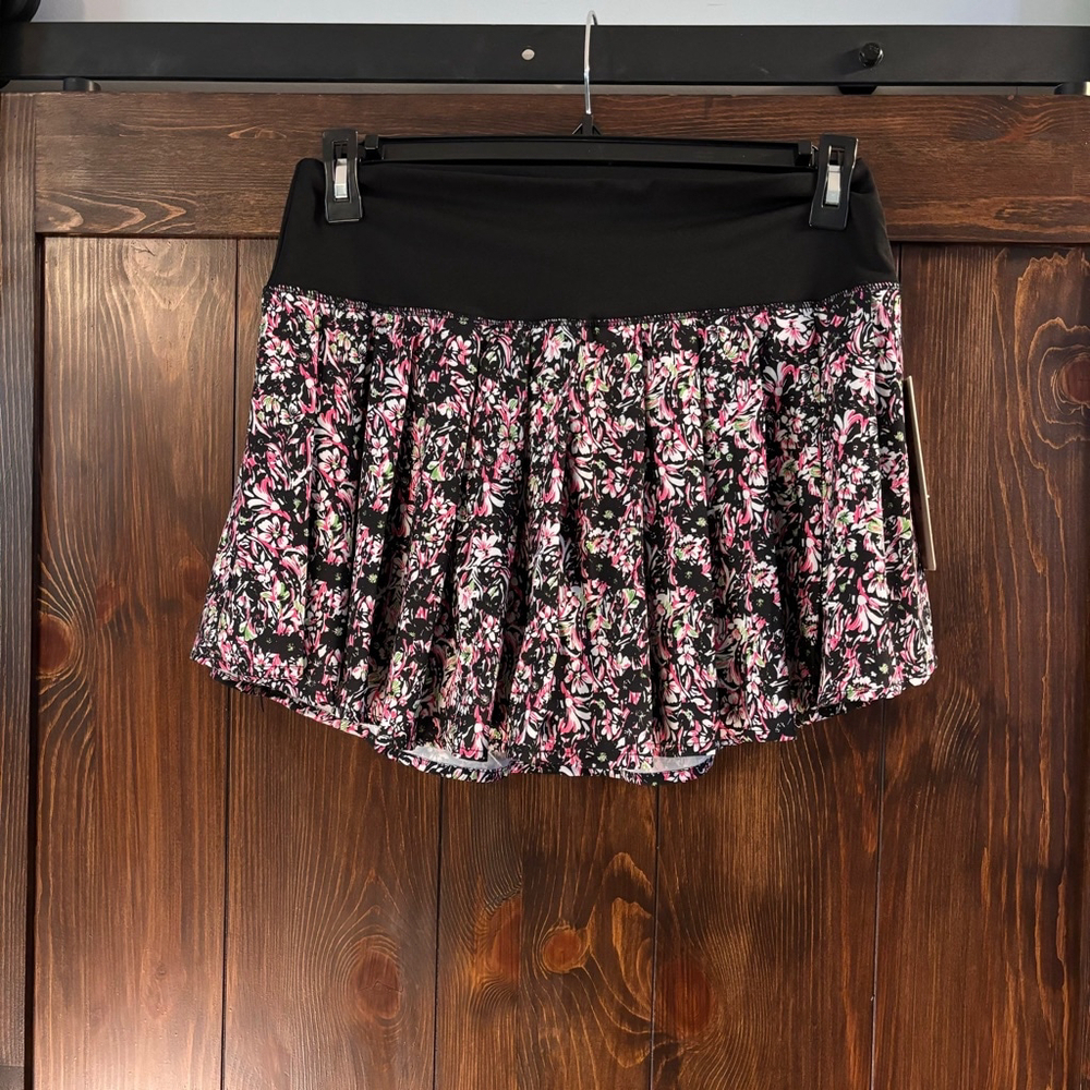 Vogo Athletica Size Large Floral Print Skort NWT